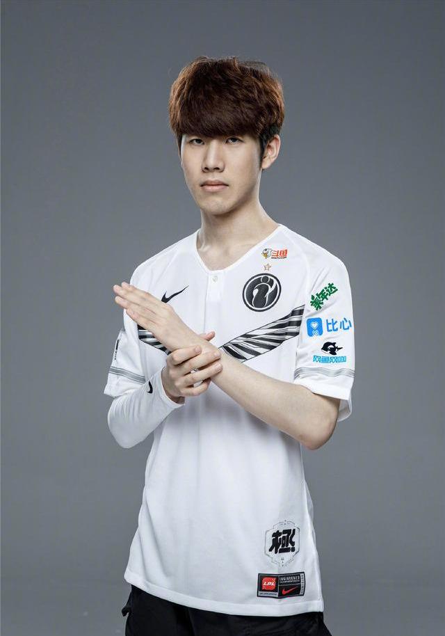 Team WE vs BLG赛前数据前瞻：双方中单选手的发挥主掌局势